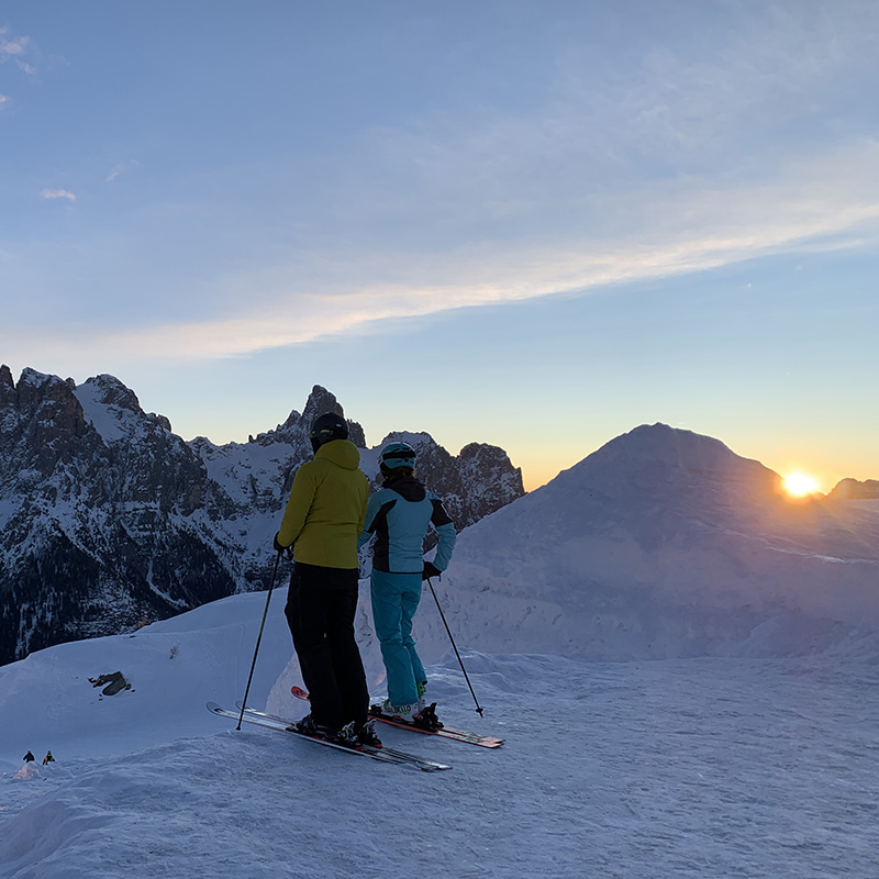 Trentino-Ski-Sunrise-Alpe-Tognola-Dolomiti
